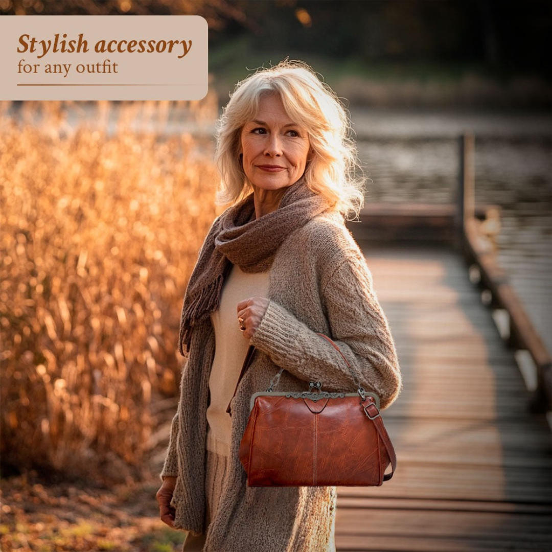 The classic charm of Gal | Vintage bag