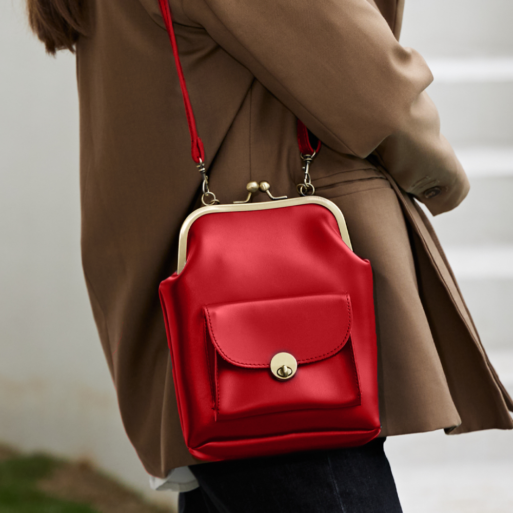 Max Vintage Bag - Grace's Retro Chic Essentials